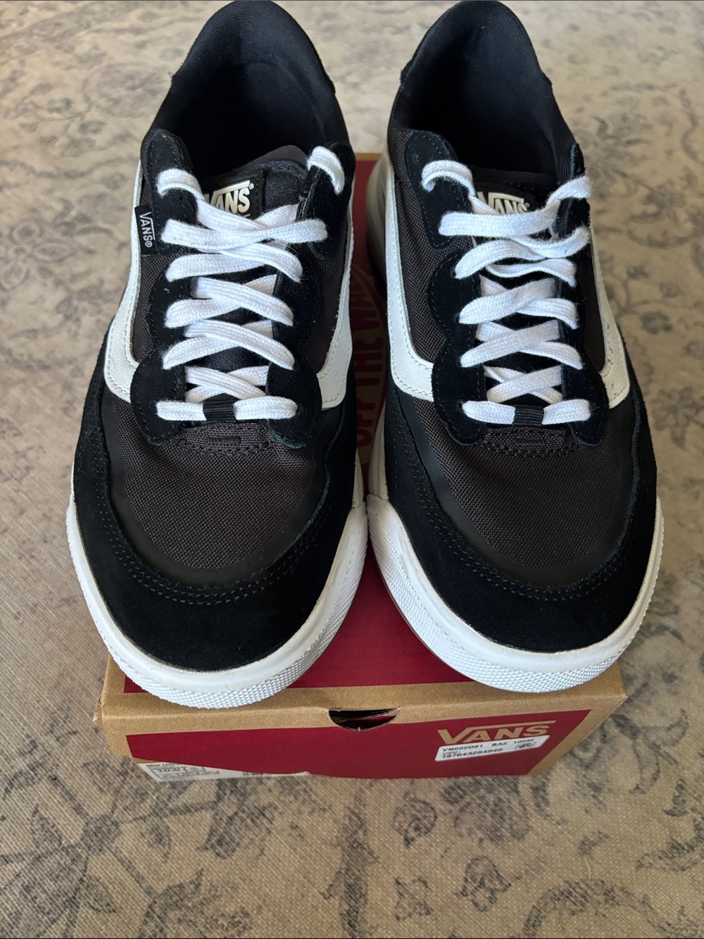 Vans Men’s MTE UltraRange 2.0 SE Shoes - size 10 - black/white - Picture 3 of 6